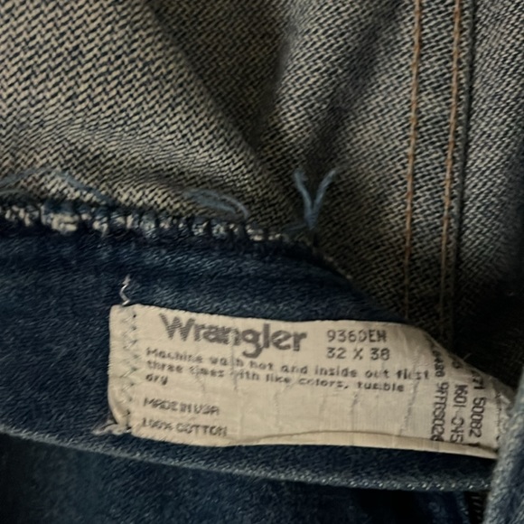Vintage wrangler jeans made in USA size 32x38 - Picture 4 of 4